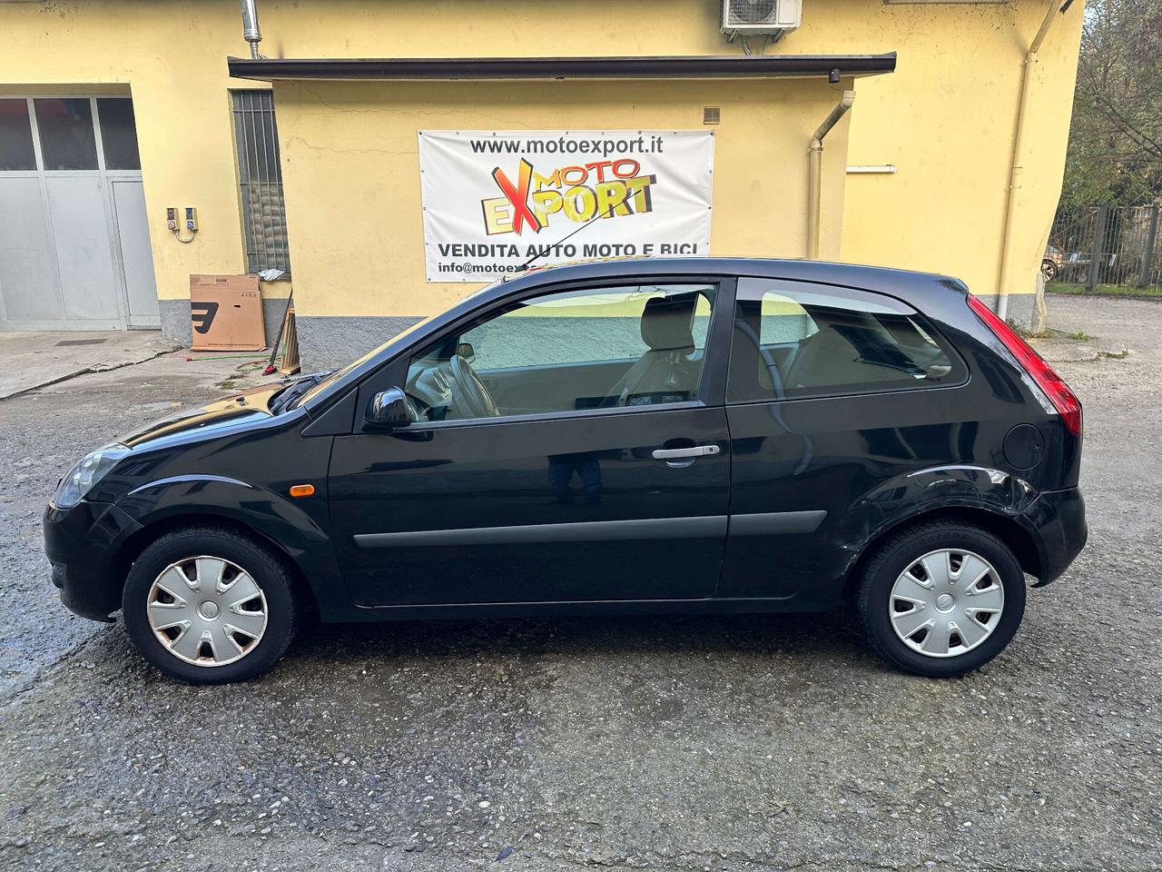 Ford Fiesta 1.2 16V 3p. Ghia