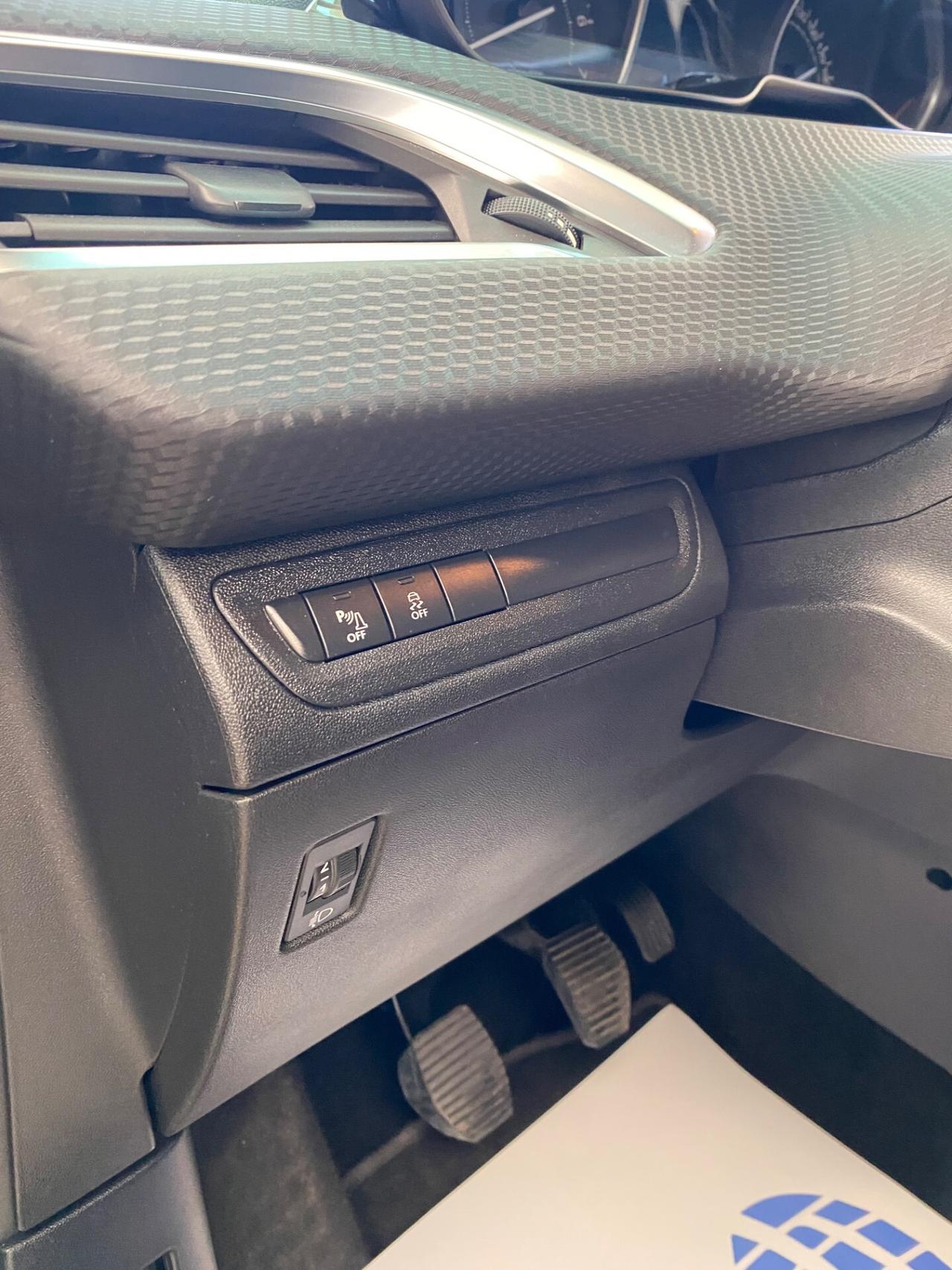 Peugeot 208 puretech Style