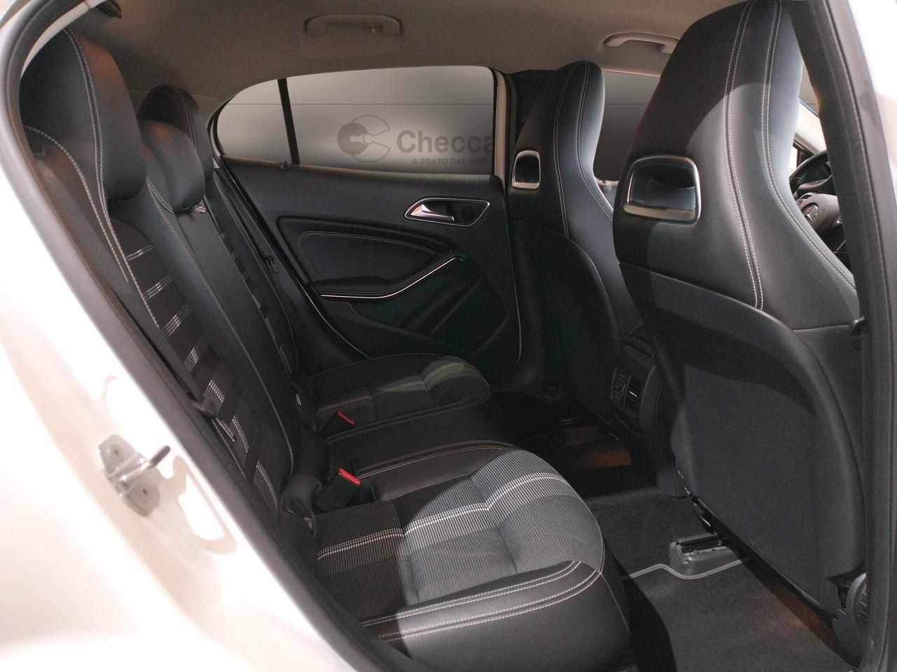 Mercedes-Benz GLA 200 d Premium 4matic auto