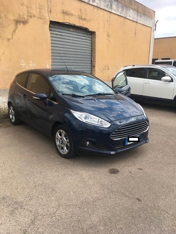 Ford Fiesta 1.5 TDCi 75CV 5 porte Titanium