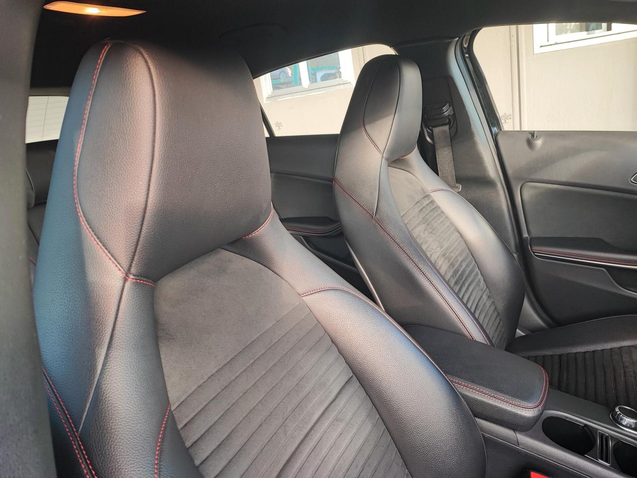 Mercedes-benz A 180 d Automatic Premium