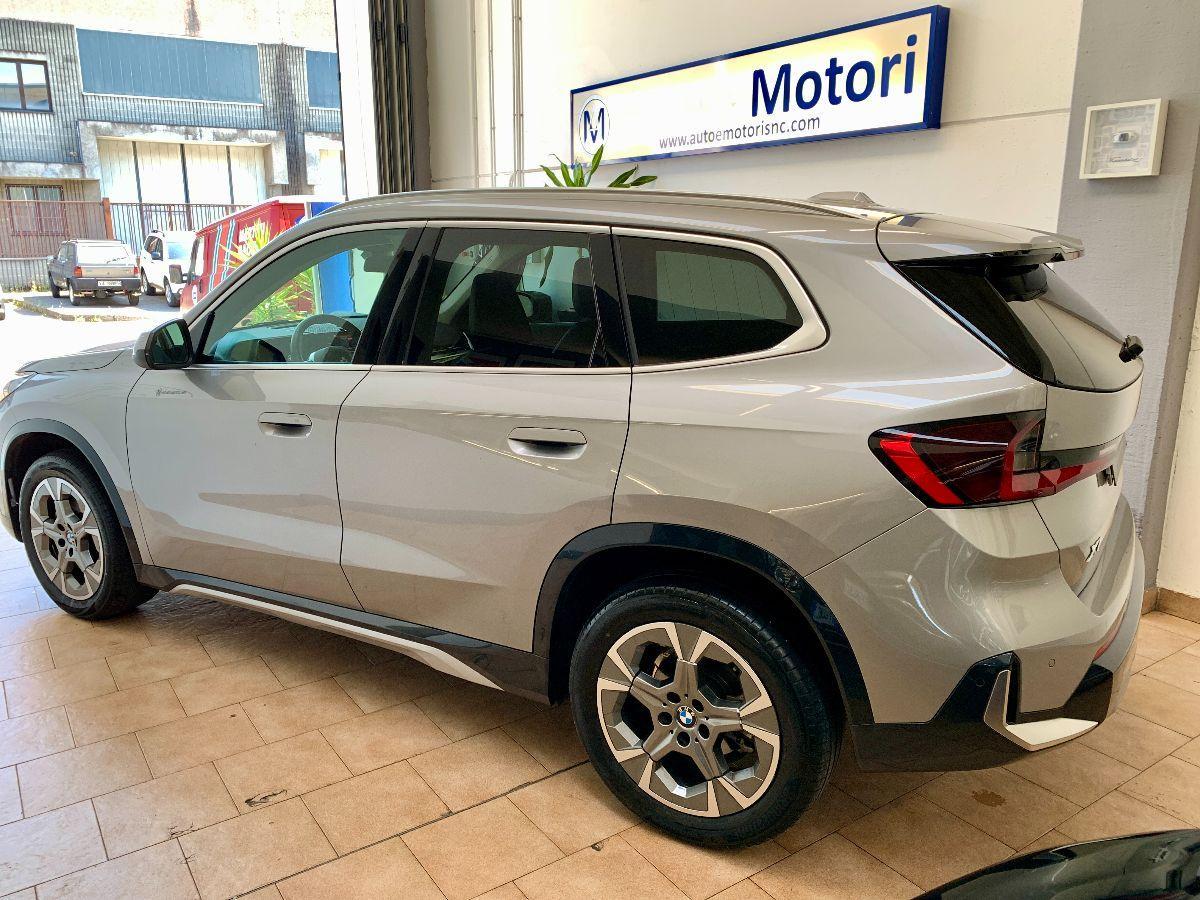 BMW - X1 - sDrive18i xLine