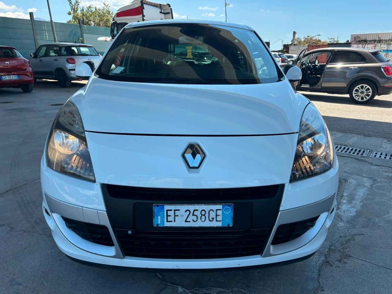Renault Scenic Scénic X-Mod 1.9 dCi 130CV Dynamique