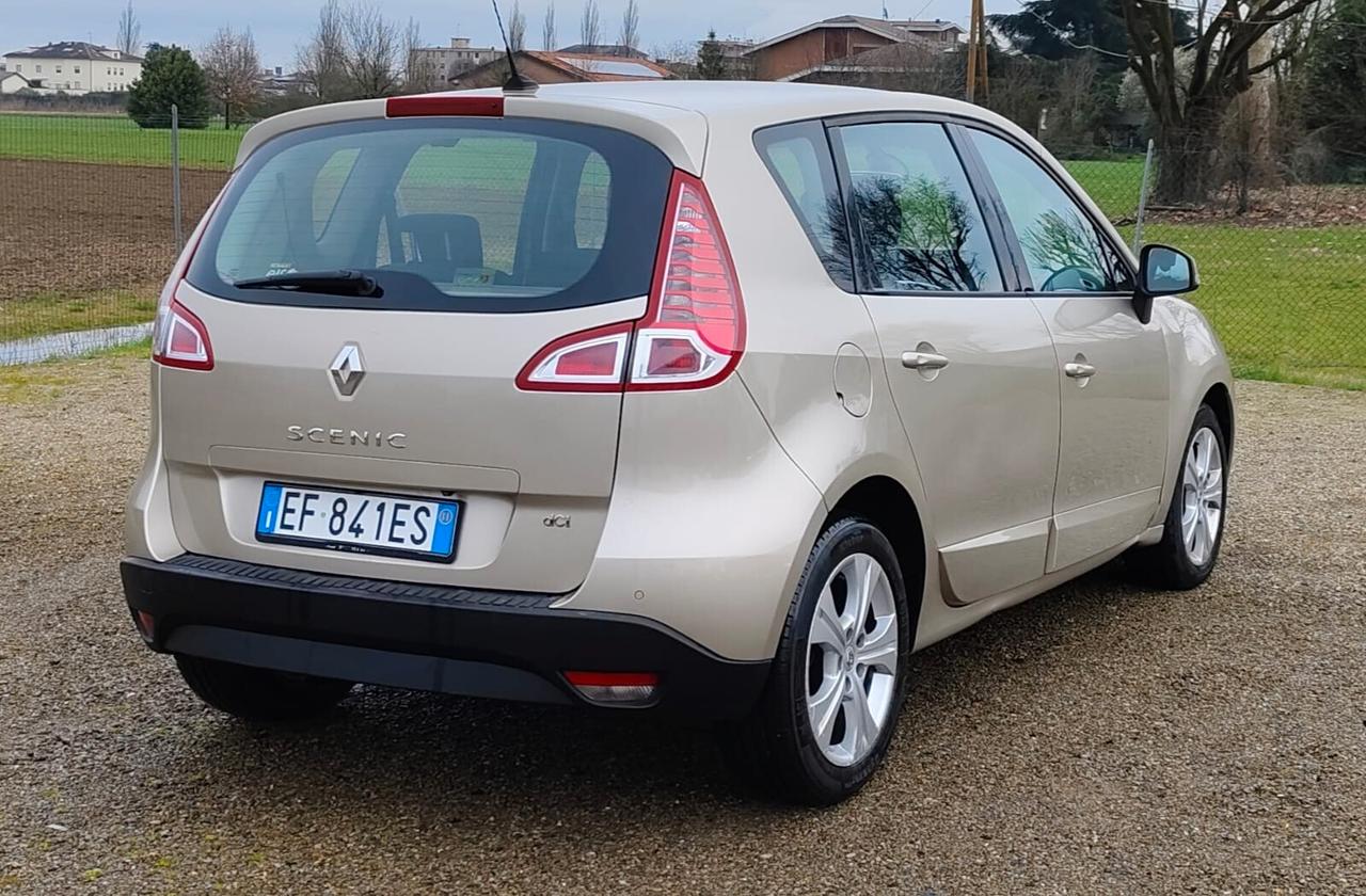 Renault Scenic Scénic X-Mod 1.5 dCi 110CV Luxe