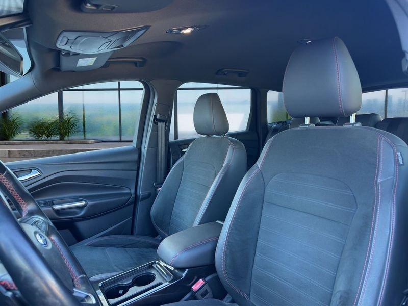 Ford Kuga Kuga 2.0 TDCI 150 CV S&S 4WD Powershift ST-Line