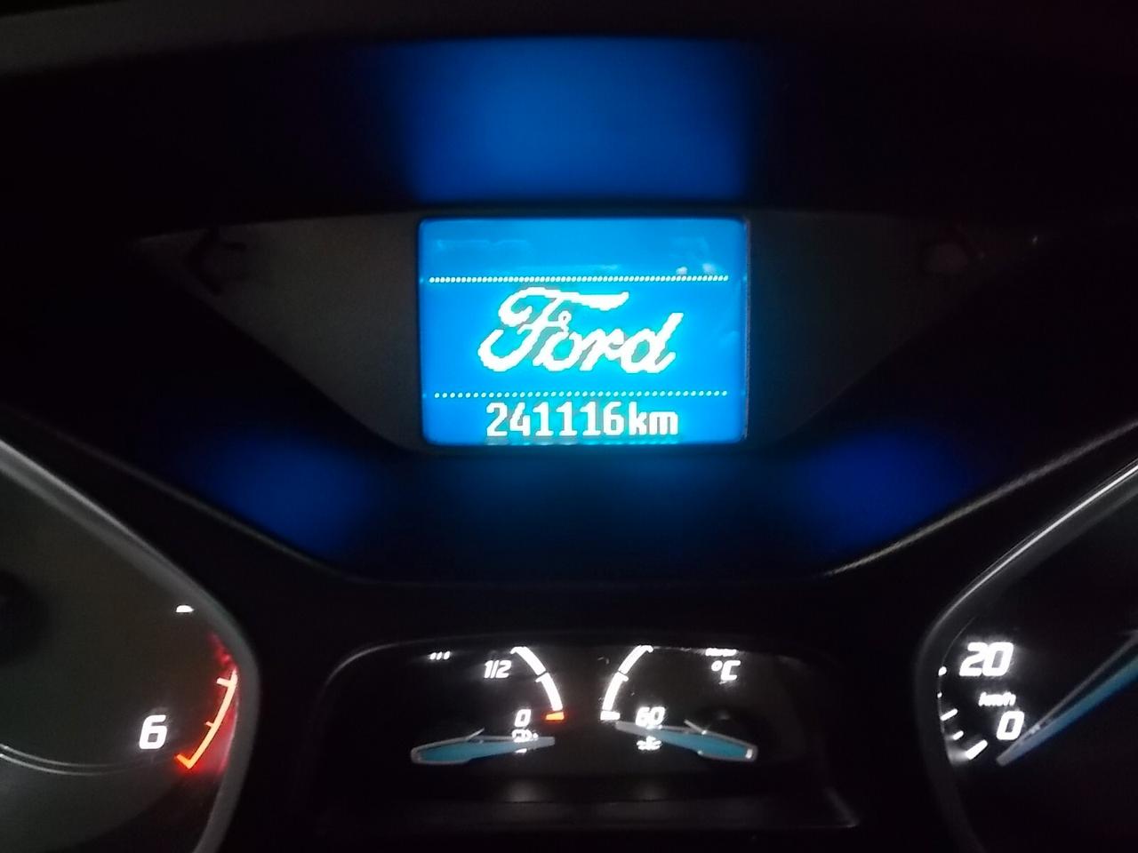 Ford Focus 1.6 TDCi 95cv *GANCIO TRAINO OMOLOGATO*