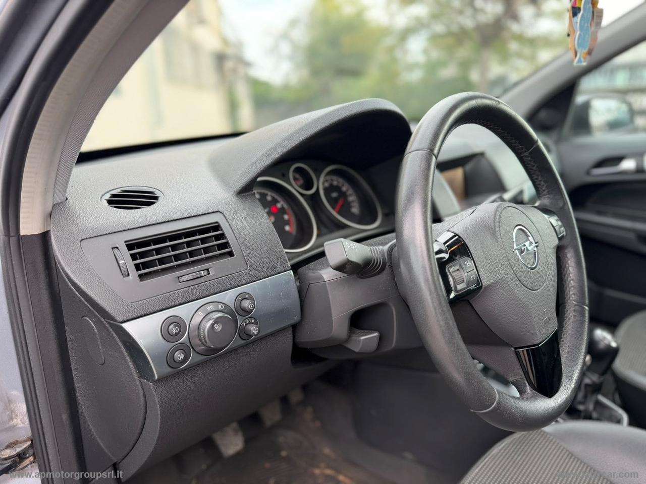 OPEL Astra 1.6 16V VVT 5p. Club