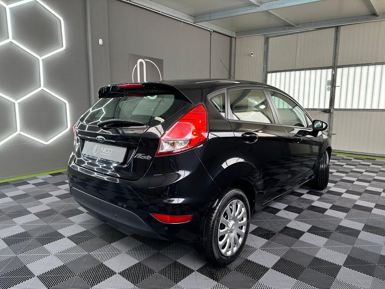 Ford Fiesta 1.5 TDCi 75CV 5 porte Titanium