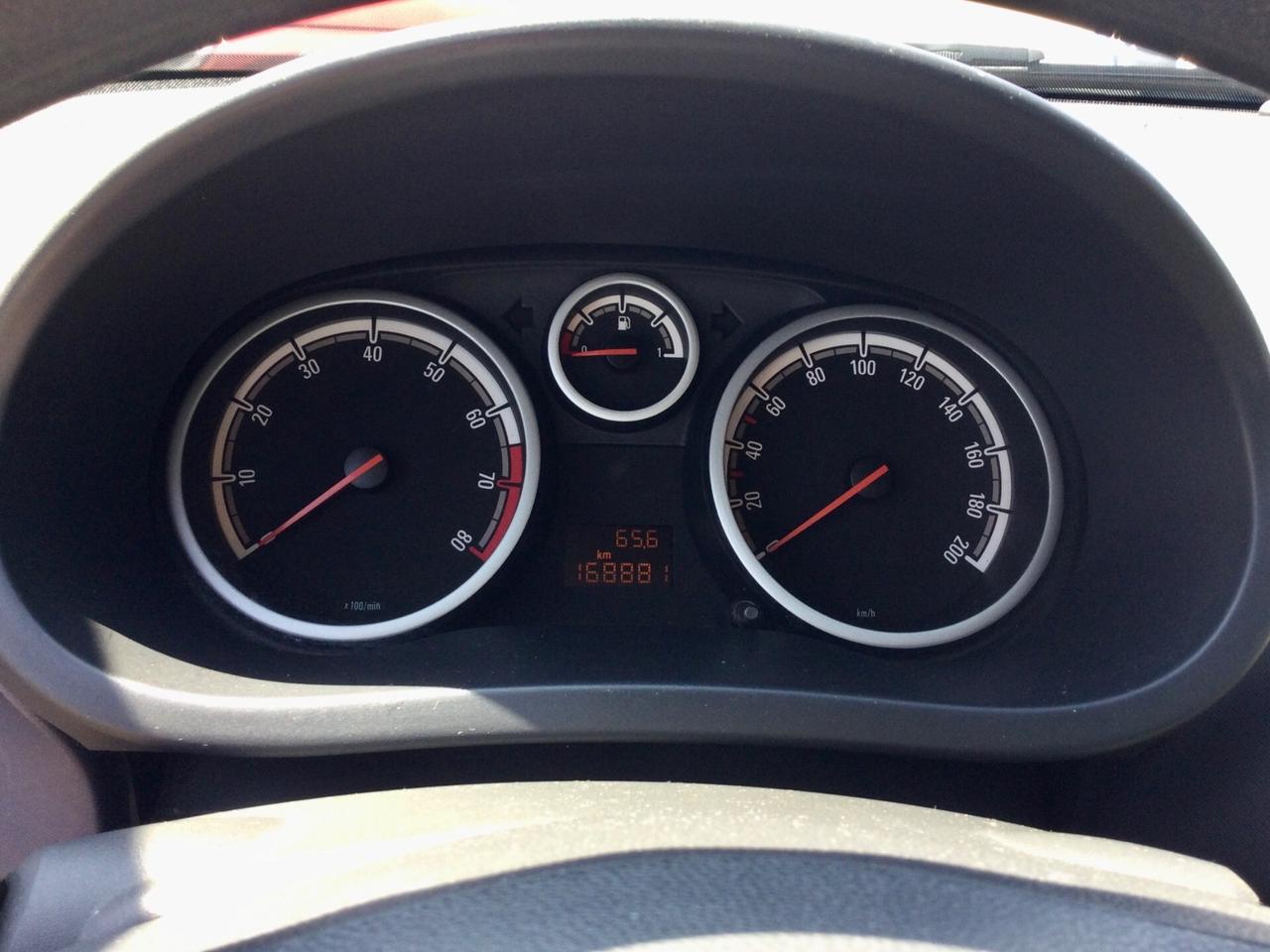Opel Corsa 1.0 12V 5 porte Enjoy