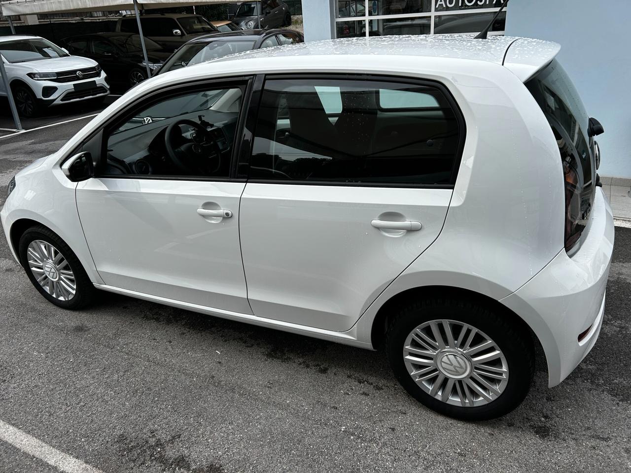 Volkswagen up! 1.0 move Blue Motion 2022