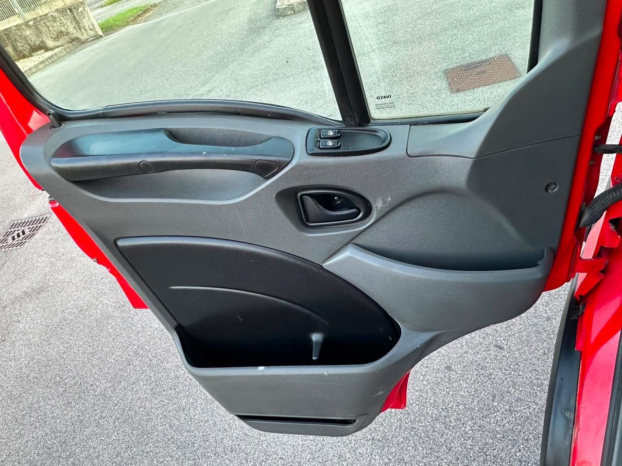 Iveco Dailly cassone fisso