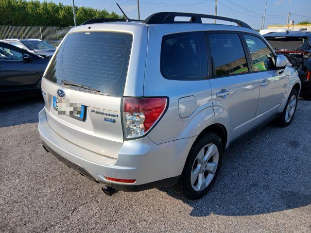 SUBARU Forester 2.0D X