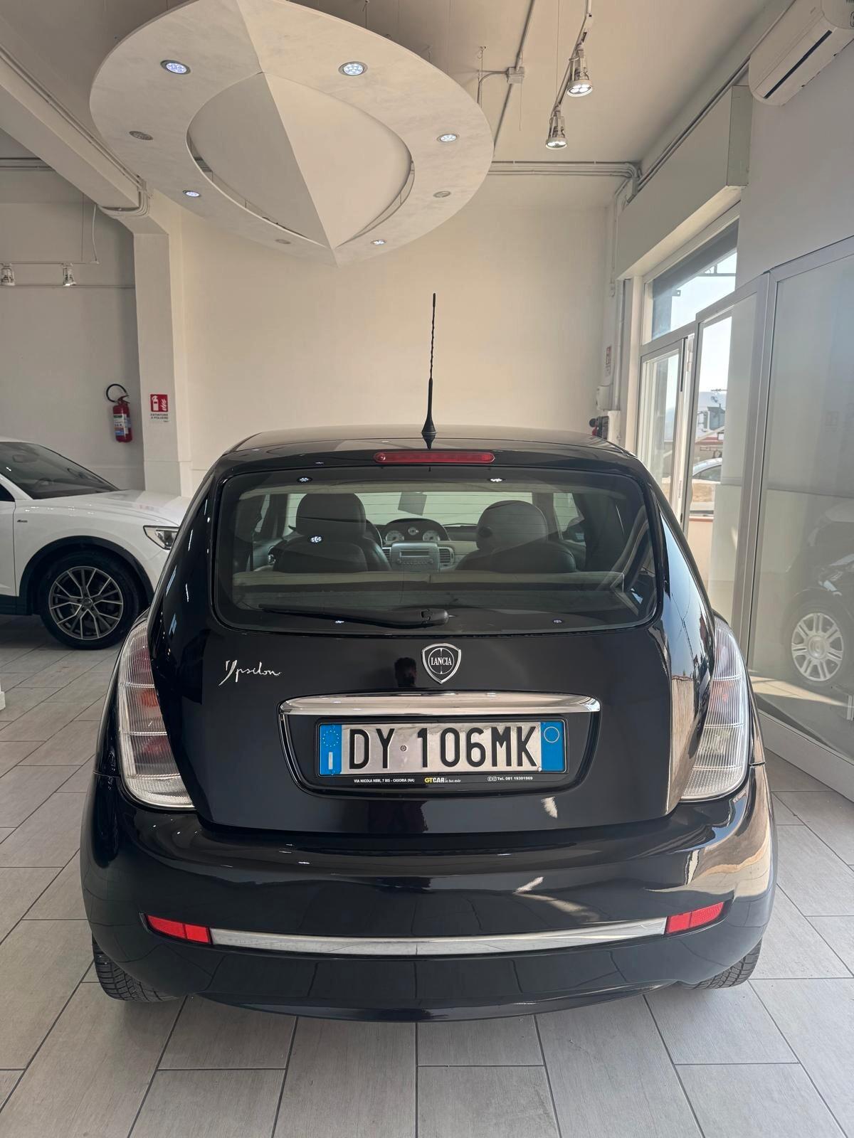 Lancia Ypsilon 1.4 Platino Ecochic GPL