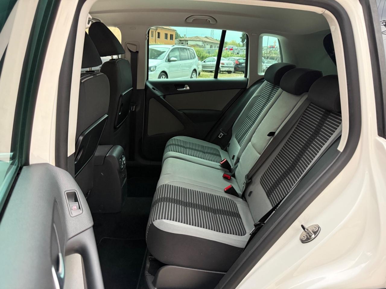 Volkswagen Tiguan 2.0 TDI DPF 4MOTION Sport & Style