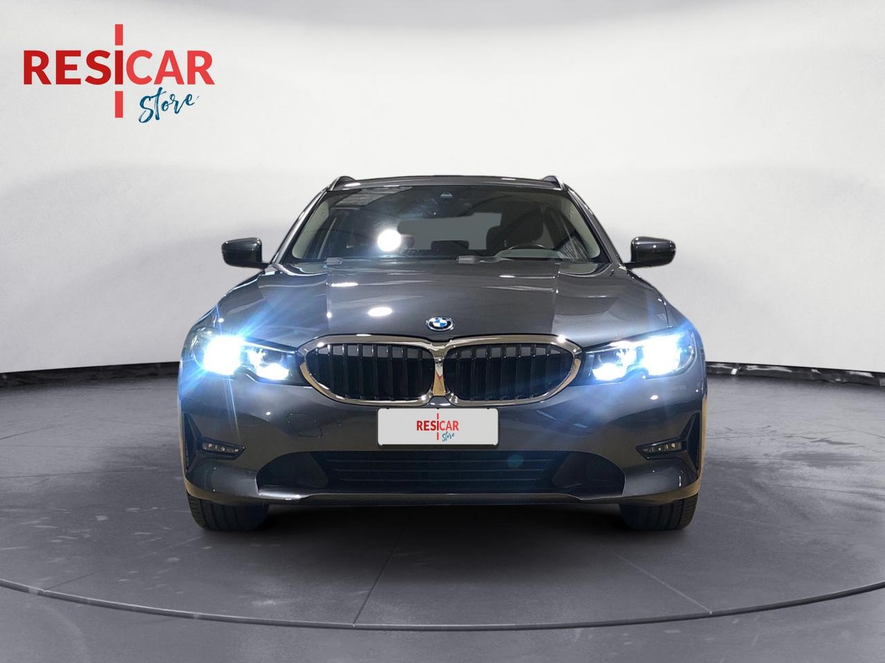 BMW 330e Touring Business Advantage auto