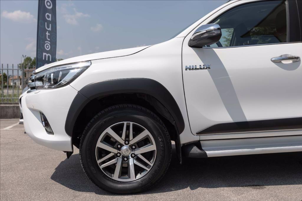 TOYOTA Hilux 2.4 d-4d double cab Comfort 4wd del 2018