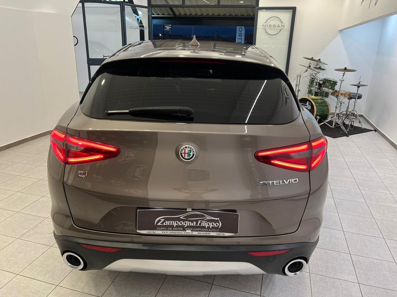 Alfa Romeo Stelvio 2.2 210 CV AT8 Q4 Executive 2018