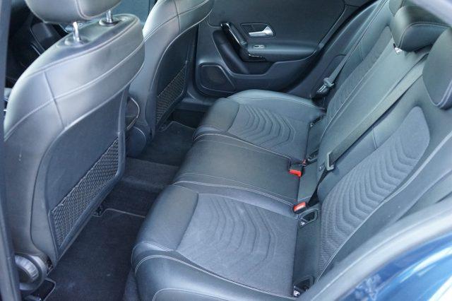 MERCEDES-BENZ A 180 d Automatic Business Extra