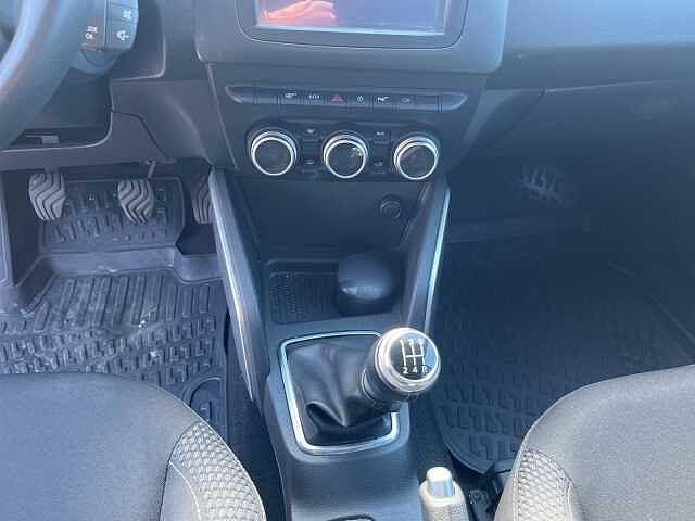 Dacia Duster 1.6 SCe 4x2 Prestige
