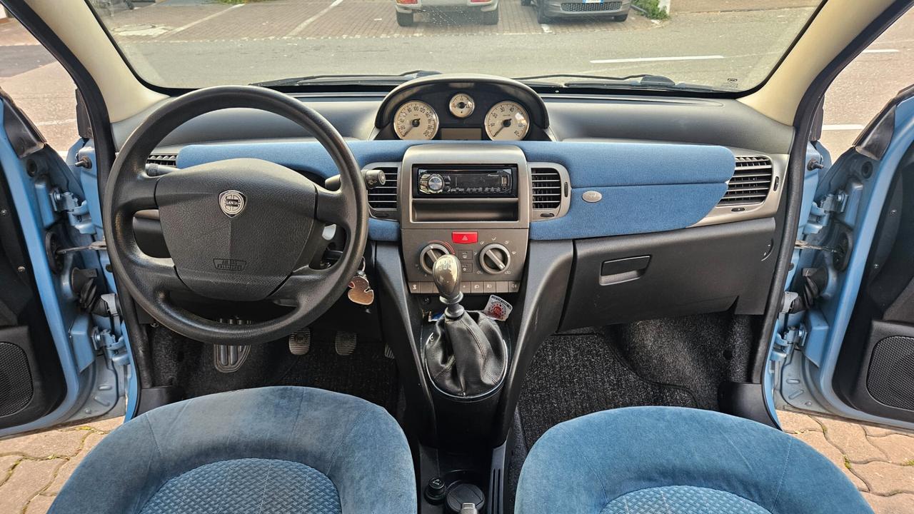 Lancia Ypsilon 1.2 8v CLIMA - NEOPATENTATI