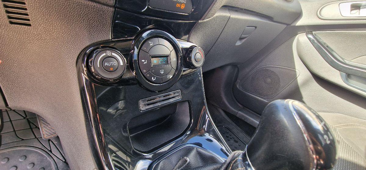 FORD Fiesta 1.4 5p. Bz.- GPL Titanium