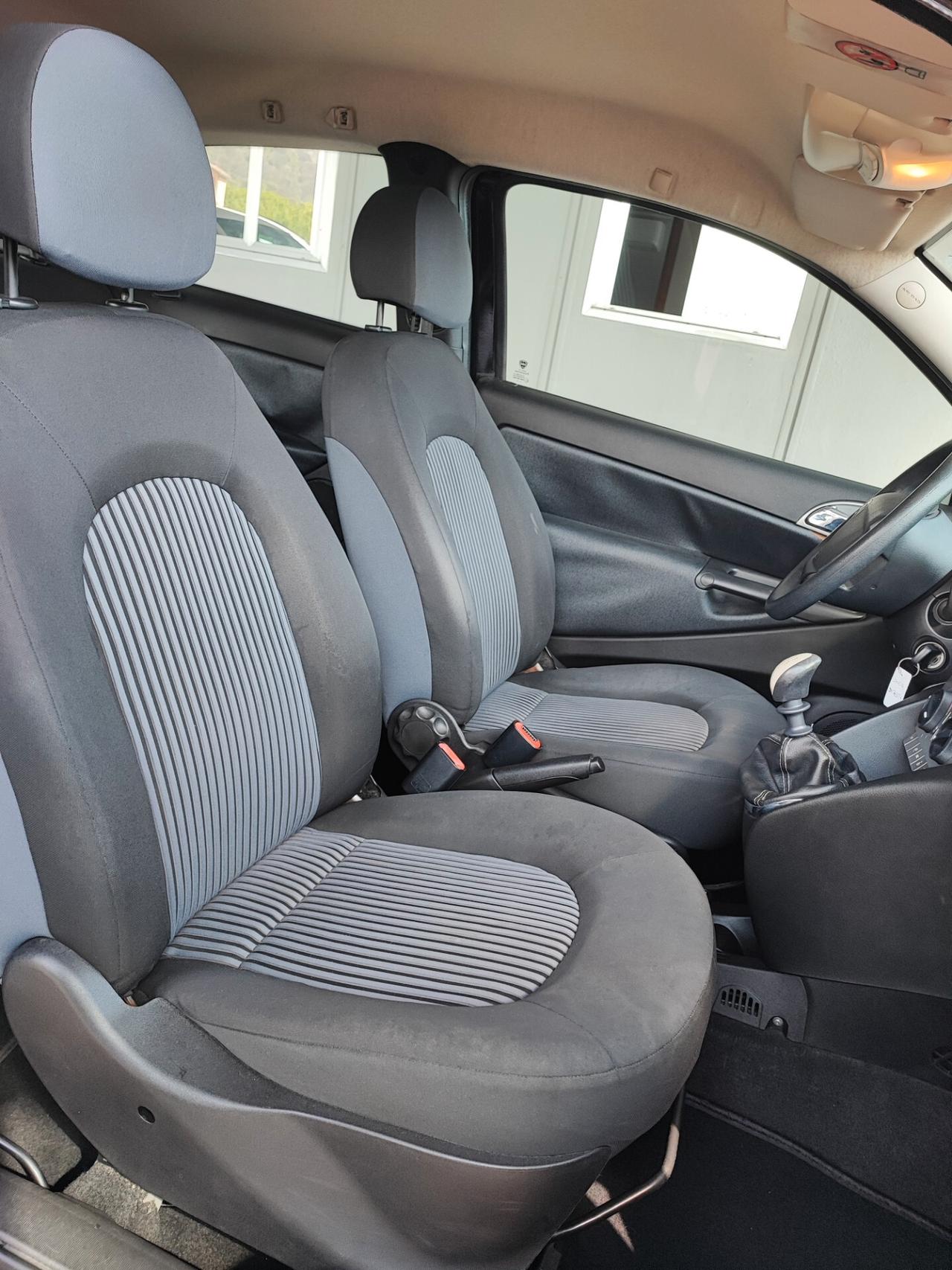 Lancia Ypsilon 1.2 Argento