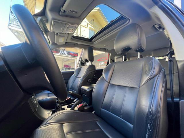 MAHINDRA XUV500 2.2 16V FWD W10