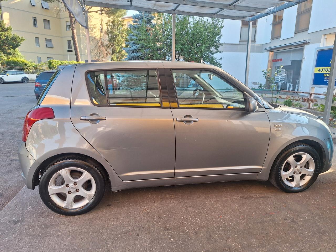 Suzuki Swift 1.3 DDiS 5p. GL