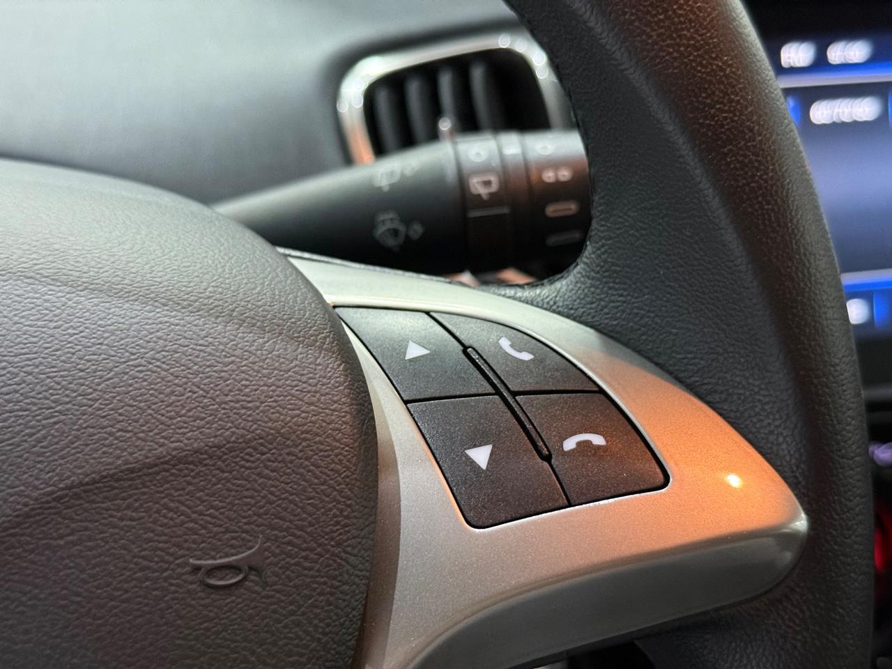 Lancia Ypsilon 1.0 FireFly S&S Hybrid Gold
