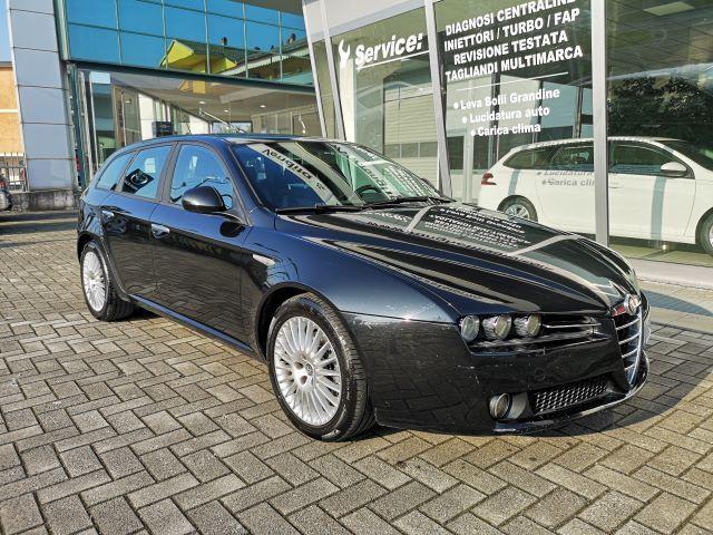 ALFA ROMEO 159 1.9 JTDm 16V Sportwagon Distinctive GANCIO TRAINO