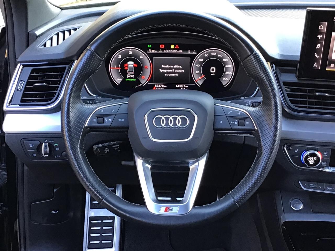 Audi Q5 40 TDI 204 CV Quattro Identity Black