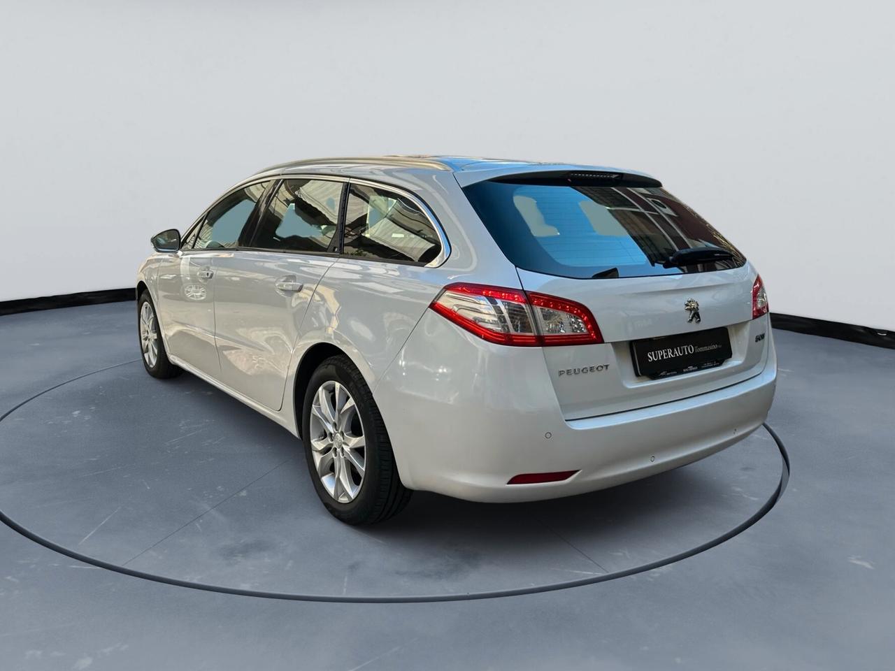 Peugeot 508 BlueHDi 120 EAT6 S&S SW Allure