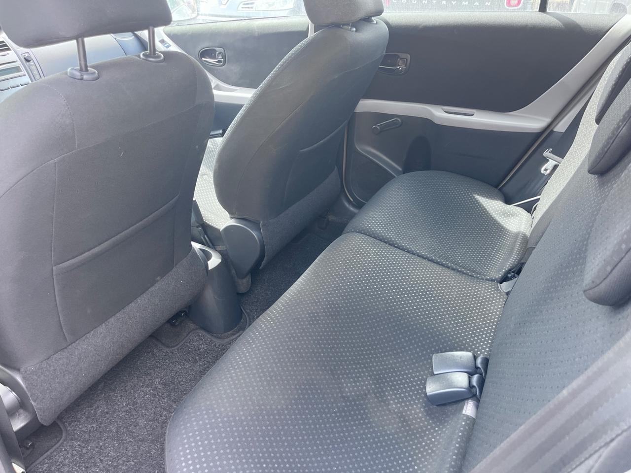 Toyota Yaris 1.3 5 porte Sol