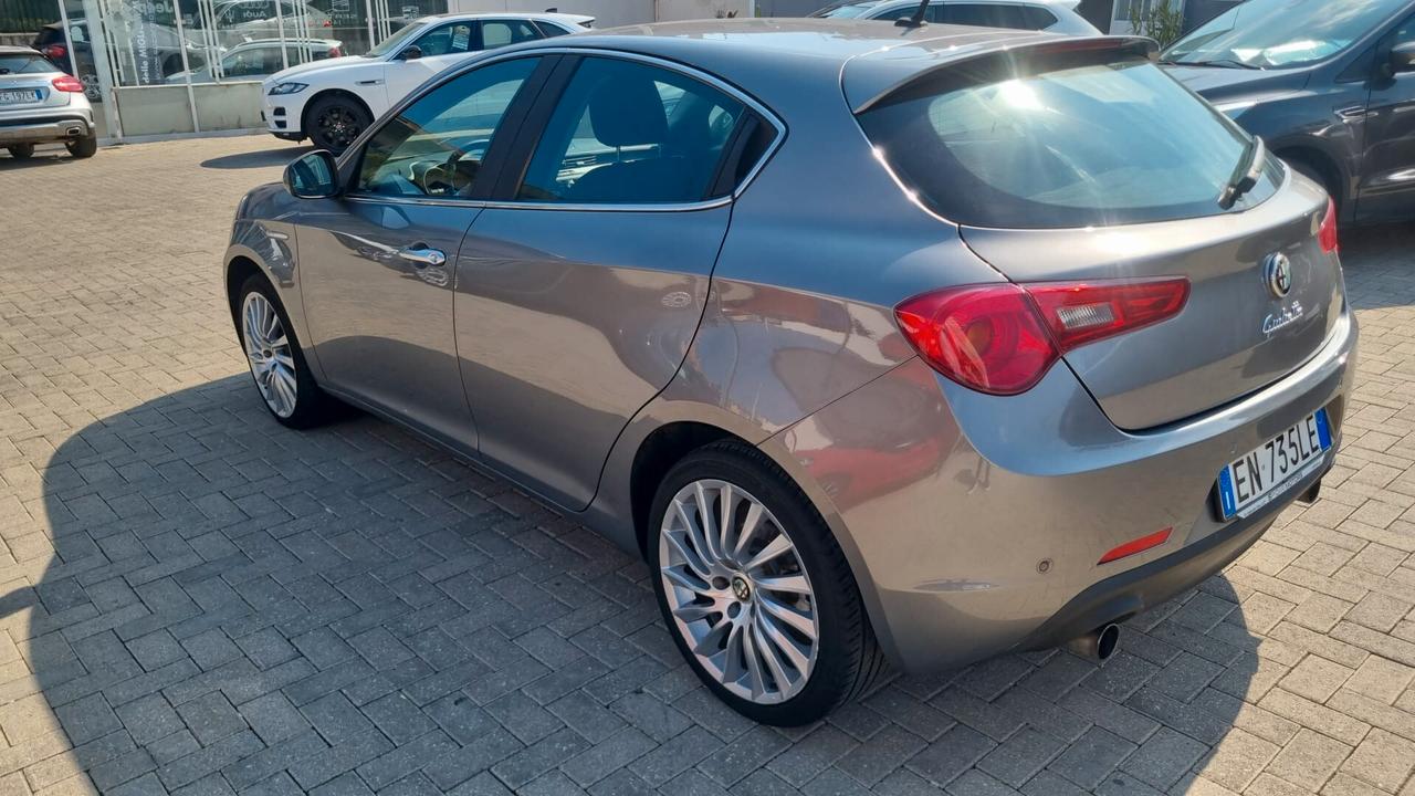 Alfa Romeo Giulietta 2.0 JTDm-2 140 CV Exclusive