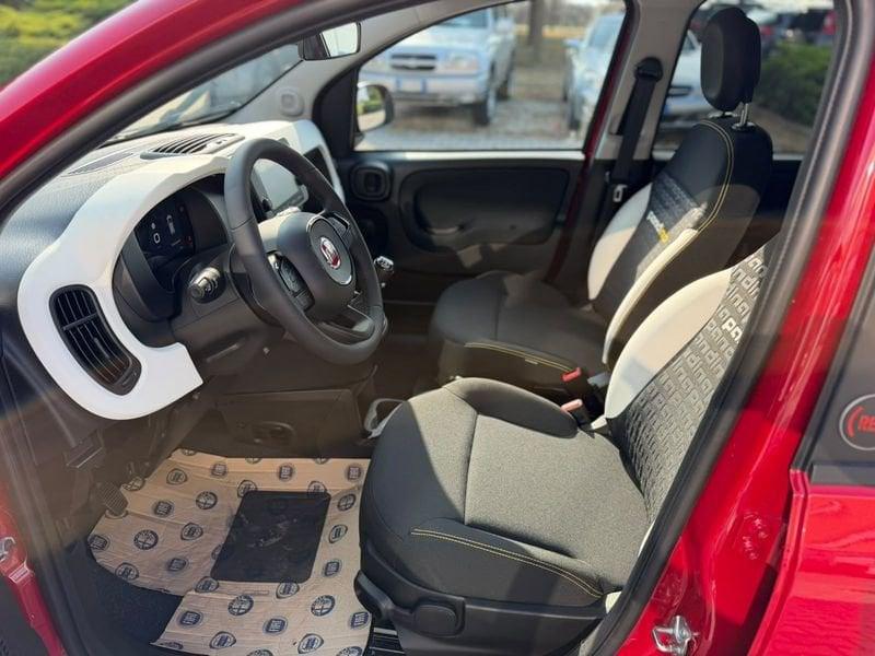 FIAT Panda Cross Panda 1.0 firefly hybrid Cross s&s 70cv 5p.ti - KM0 varie disponibilità