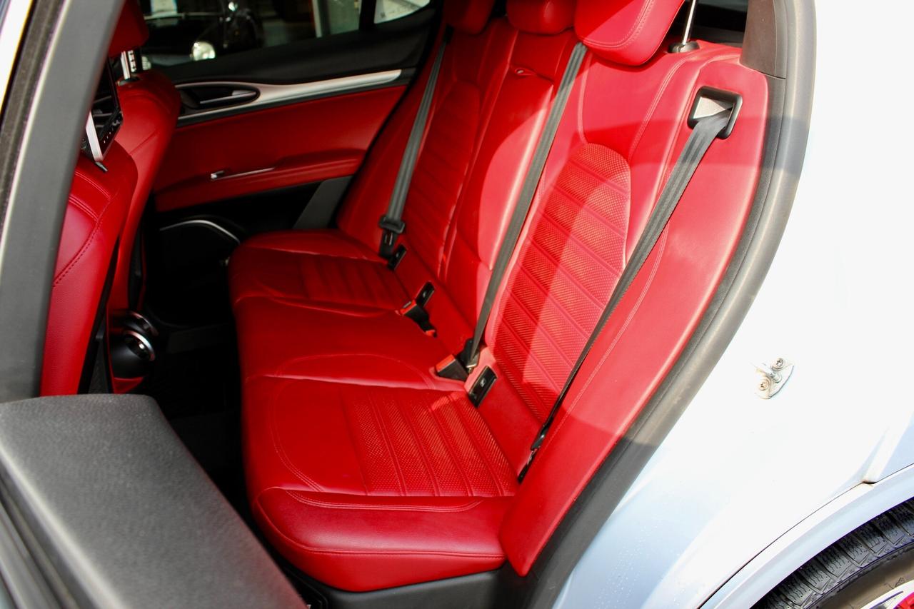 Alfa Romeo Stelvio 2.2 Turbodiesel 210 CV AT8 Q4 Veloce PELLE NAVY BAULE ELETT.