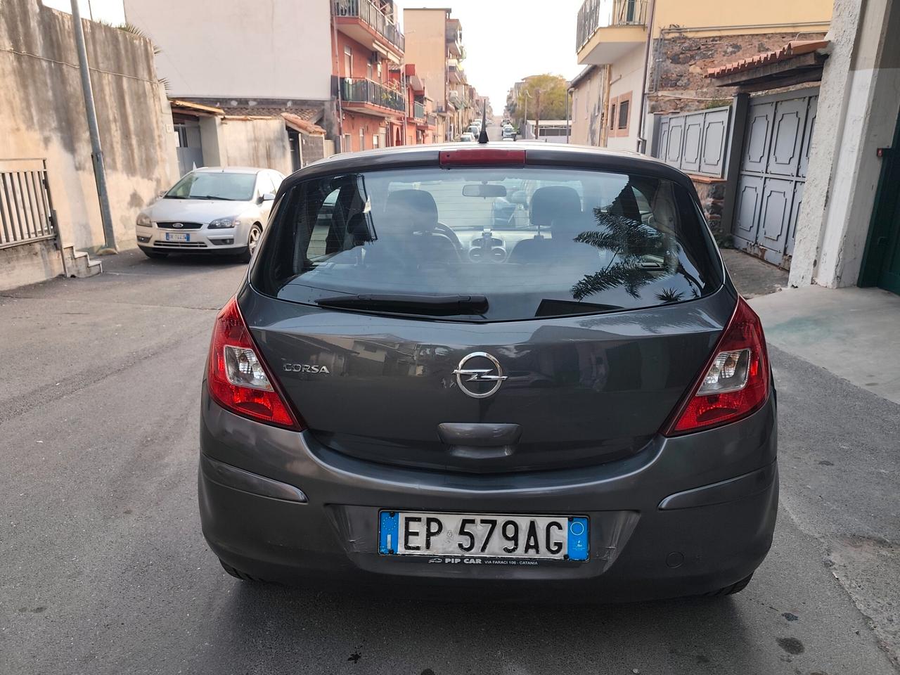 Opel Corsa 1.2 85CV 5 porte 2013