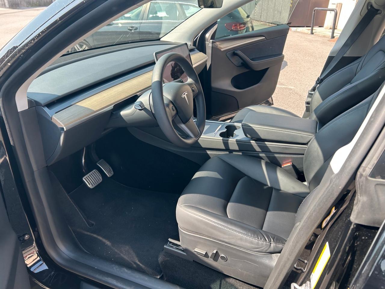 Tesla Model Y Long Range Dual Motor AWD Boost Acceleration unico proprietario