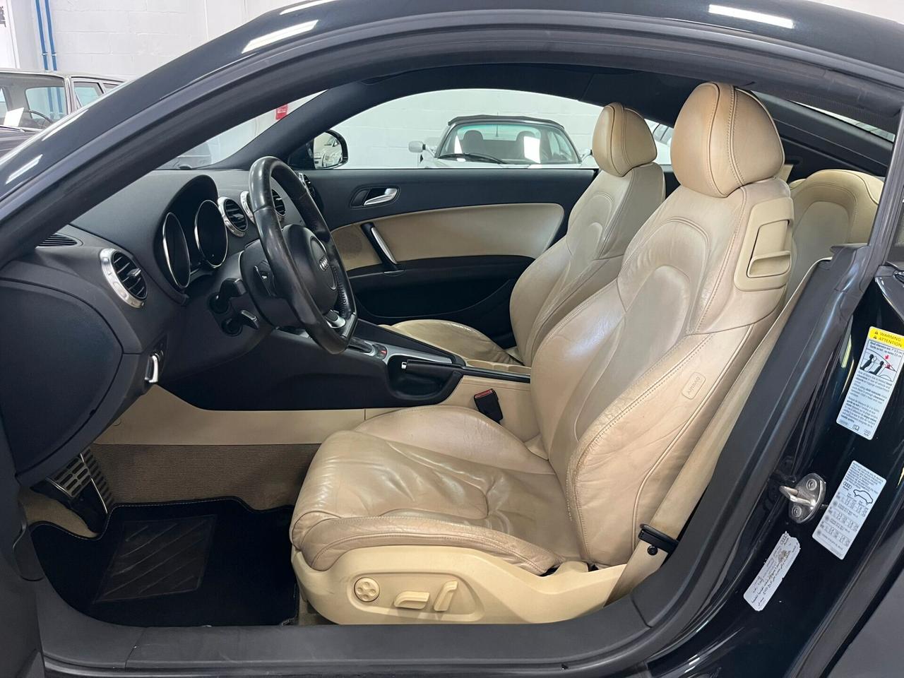 Audi TT 3.2 V6 quattro dsg