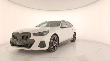 BMW Serie 5 G61 2024 Touring - 520d Touring 48V xdrive MSport Pro auto
