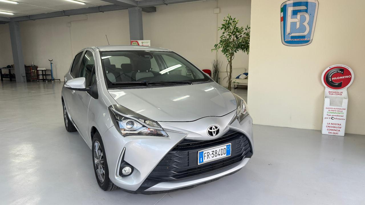 Toyota Yaris 1.0 5 porte Cool 69Cv.