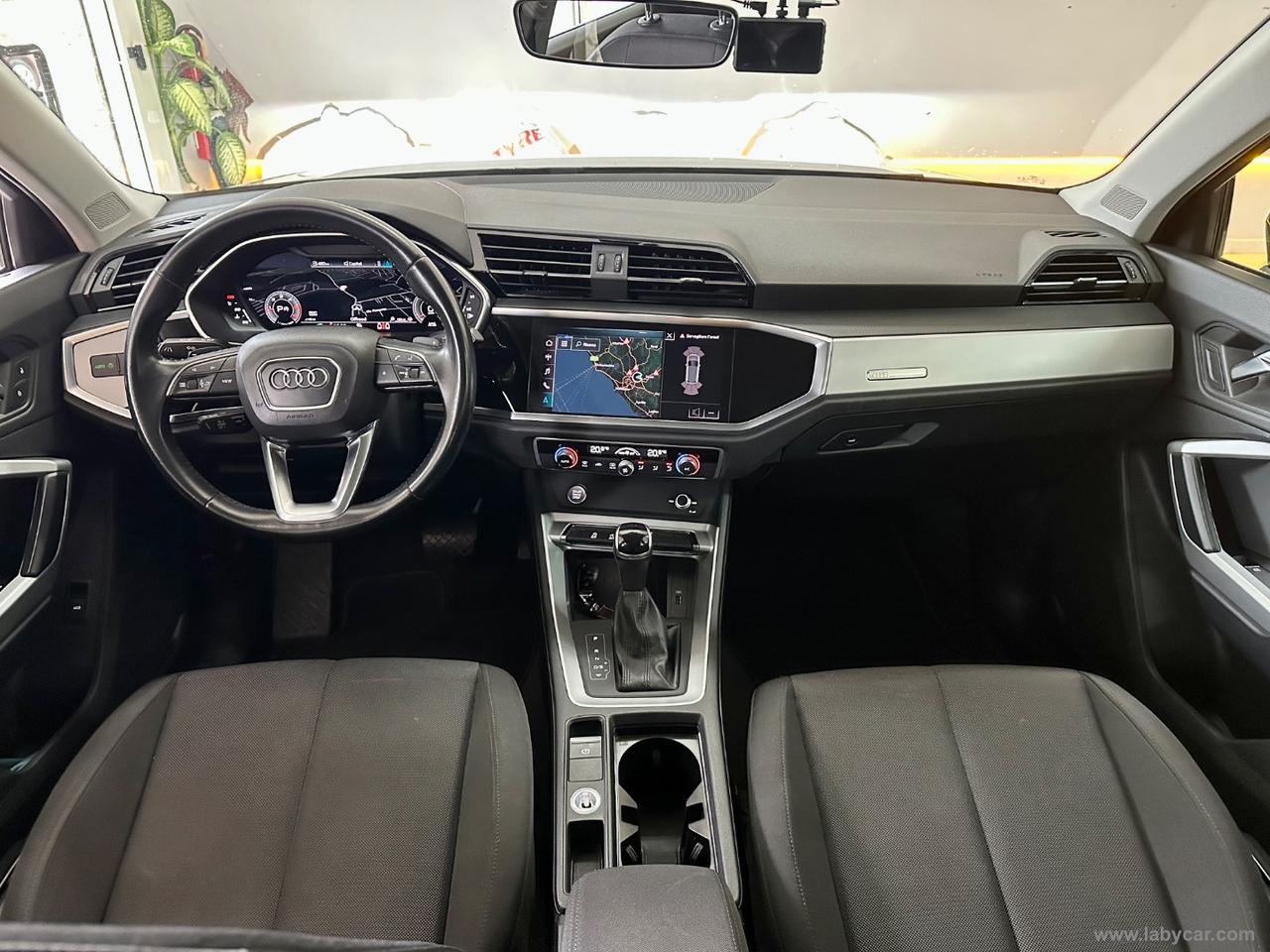 AUDI Q3 35 TDI S tronic Business Advanced