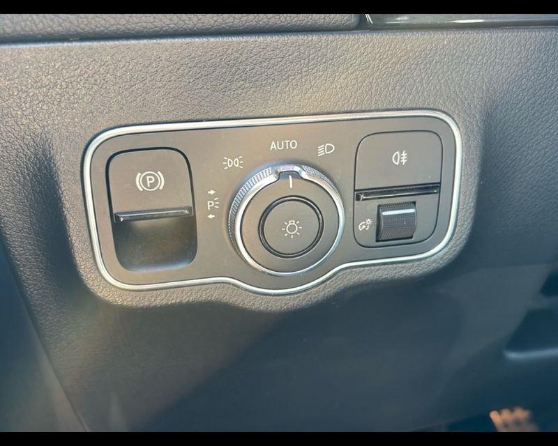 Mercedes-Benz Classe B B 200 d Automatic Premium