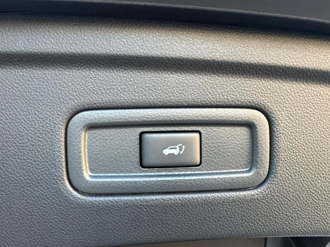 Infiniti QX70 3.0 diesel V6 AT S Premium