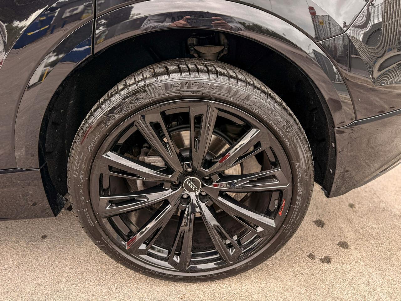 Audi Q8 50 TDI IDENTITY BLACK/23" RSQ8/PELLE