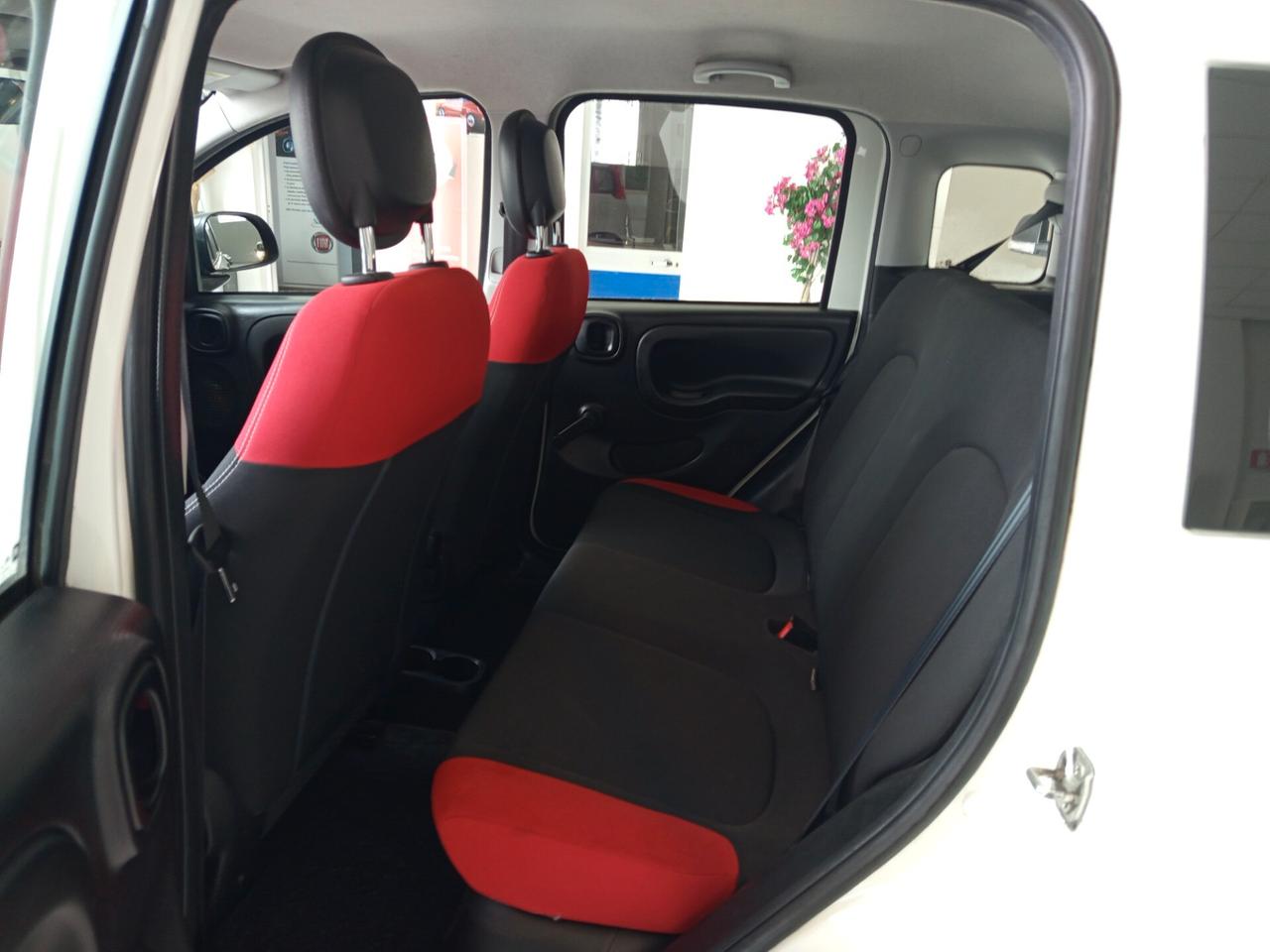 Fiat Panda 0.9 TwinAir Turbo Natural Power Lounge