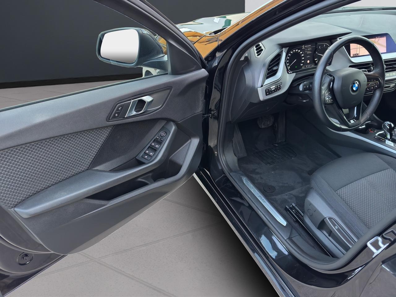 BMW 116 d 5p. AUT. DARK NIGHT - MY21