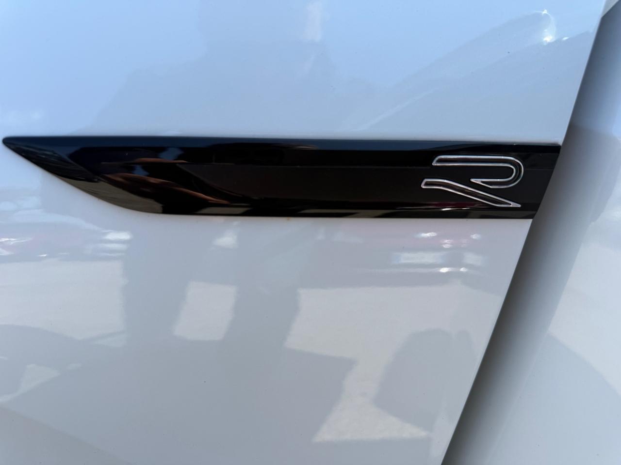 Volkswagen Golf 2.0 TDI 150 CV DSG SCR R-Line Tetto Apri