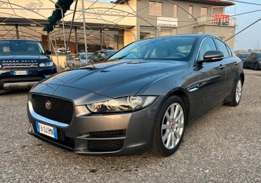 Jaguar XE 2.0 D Turbo 180CV aut. Pure