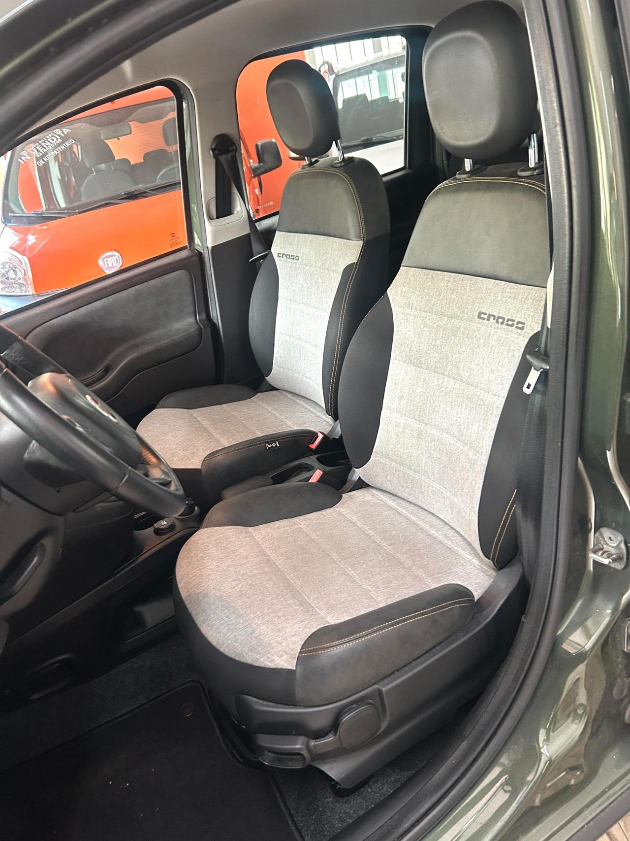 FIAT PANDA CROSS 4X4 0.9 T.AIR 5 POSTI CRSS